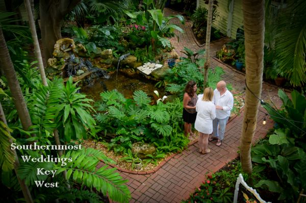 Tropical Garden Guesthouse Wedding 